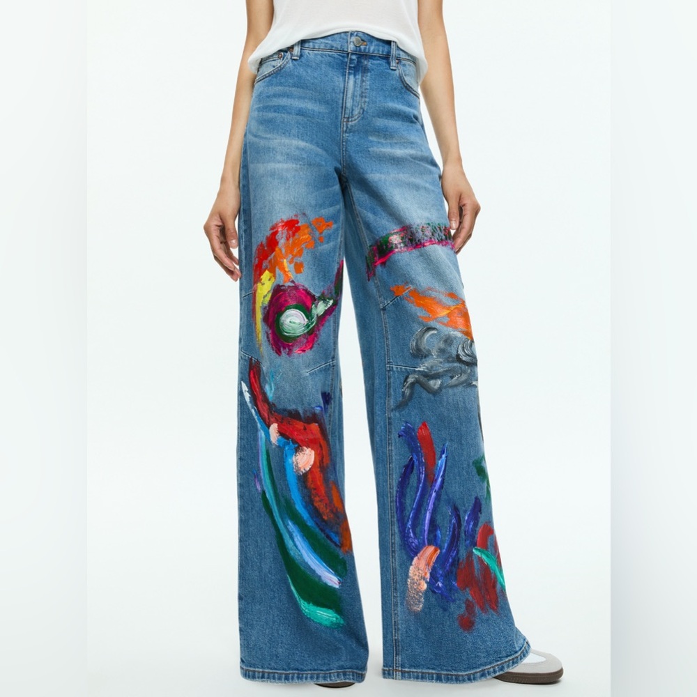 Alice & Olivia Tucker Painted Baggy Jean with Darted Knee | Size 28
